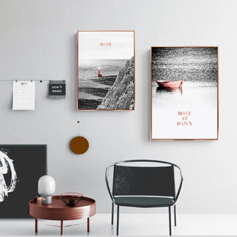 TPFLiving Luxus Poster Leinwand - Rosa Boote auf grauem Hintergrund - 7 verschiedene Größen - Günstiges 3-er Set OHNE Rahmen - SET